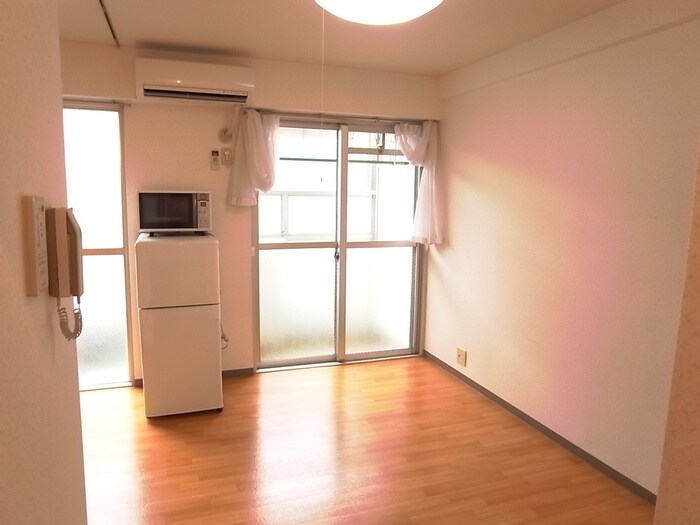 物件内観写真9　(居室)