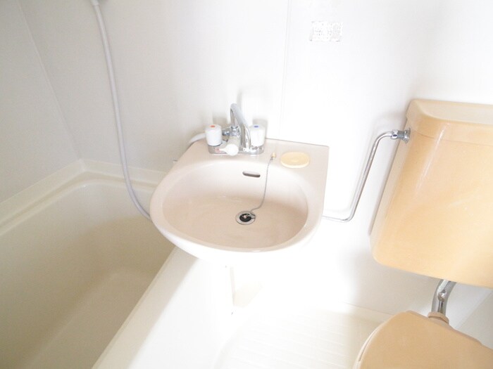 物件内観写真12　(洗面)