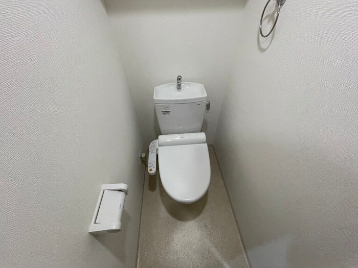 物件内観写真13　(トイレ)