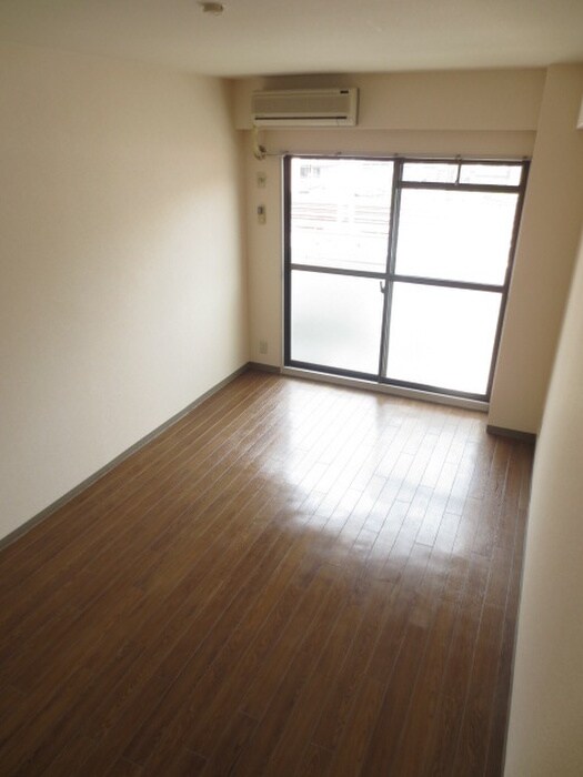 物件内観写真11　(居室)