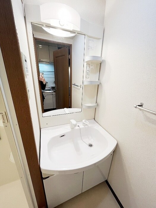 物件内観写真9　(洗面)