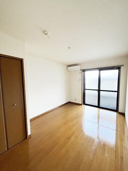 物件内観写真12　(居室)