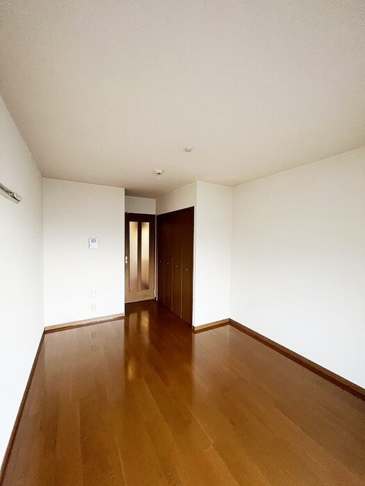 物件内観写真14　(居室)