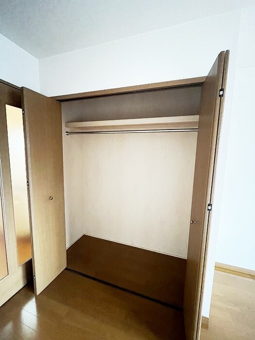 物件内観写真16　(収納)