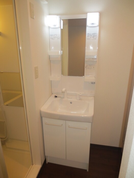 物件内観写真13　(洗面)