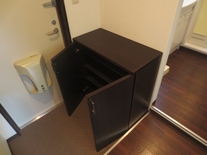 物件内観写真16　(靴箱)