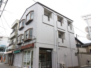 冨田マンション外観写真