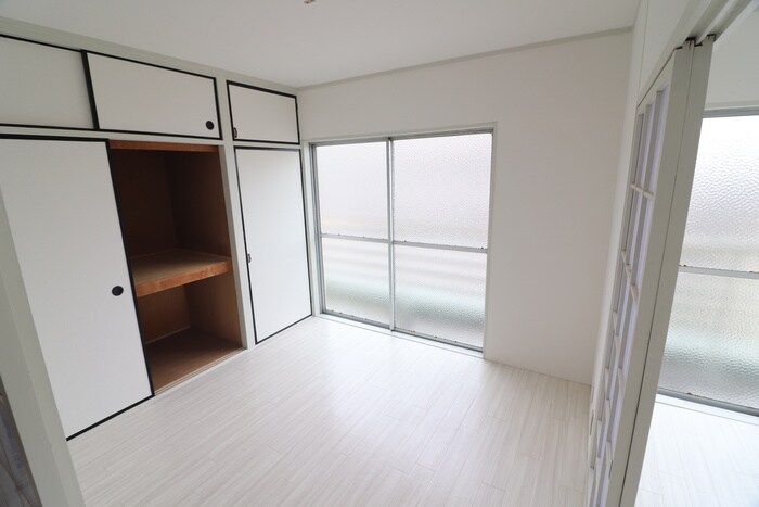 物件内観写真9　(居室)