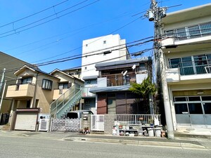 ドミ－ルホリ外観写真