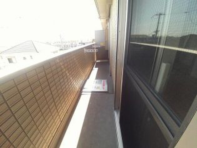 物件内観写真19　(室内からの展望)