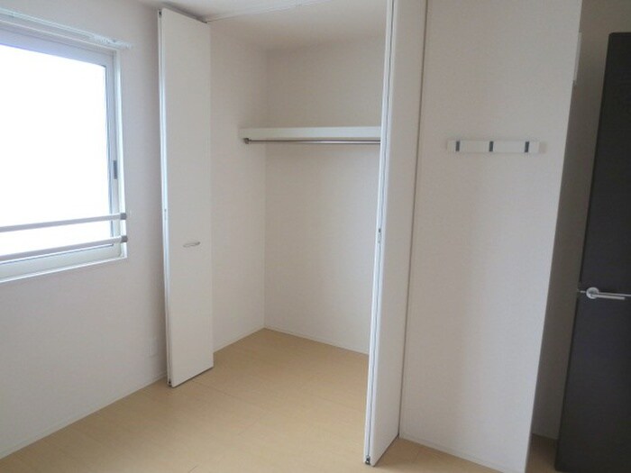 物件内観写真22　(収納)