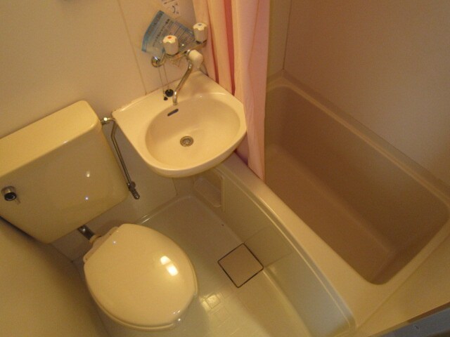 物件内観写真8　(バス／シャワールーム等)