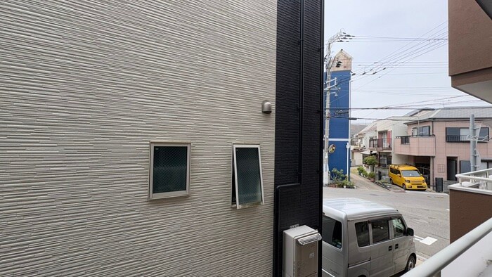 物件内観写真22　(室内からの展望)