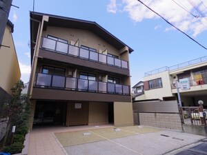 ＣＵＬＴＩ京都伏見外観写真