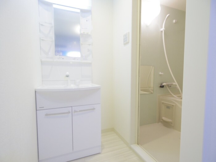 物件内観写真14　(洗面)