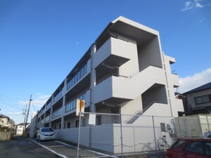ドエル野里外観写真