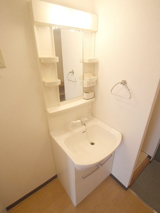 物件内観写真9　(洗面)