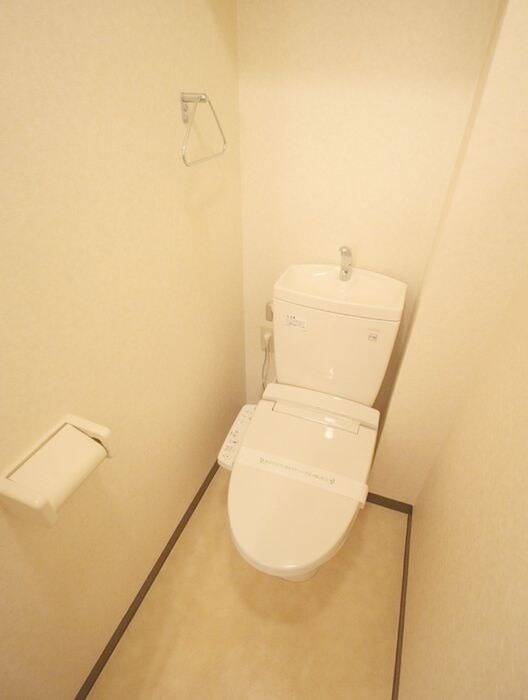 物件内観写真11　(トイレ)