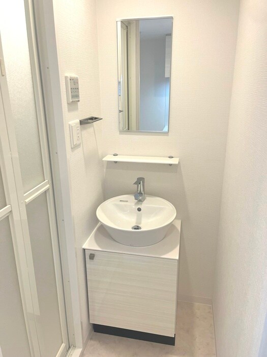 物件内観写真9　(洗面)