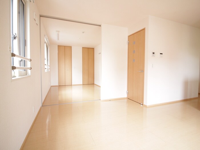 物件内観写真9　(居室)