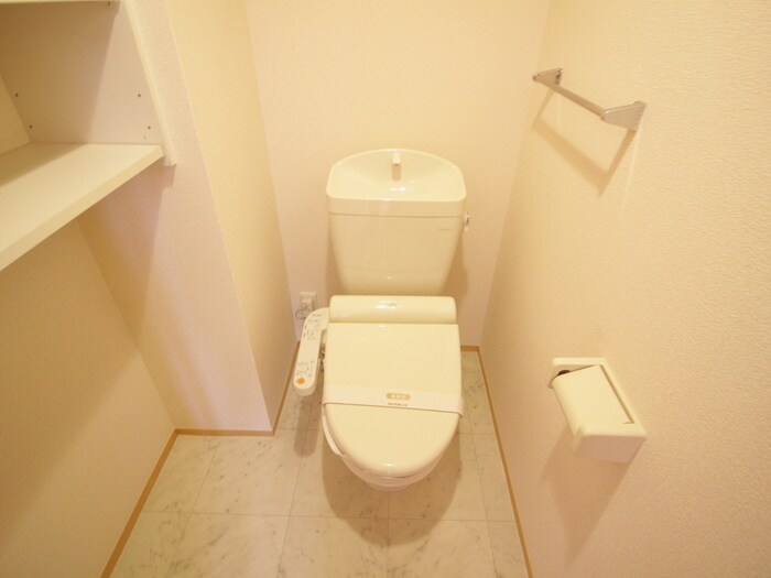 物件内観写真13　(トイレ)