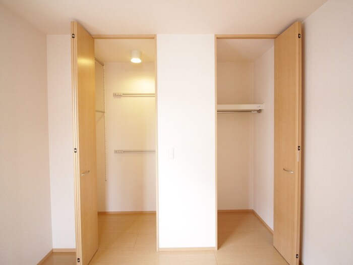 物件内観写真14　(収納)