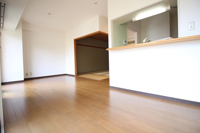 物件内観写真9　(居室)