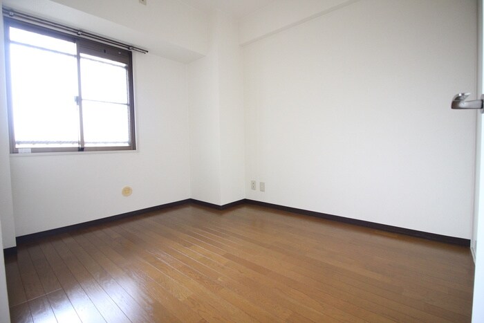 物件内観写真15　(居室)