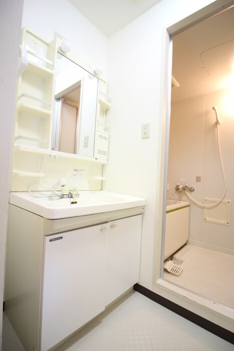 物件内観写真17　(洗面)