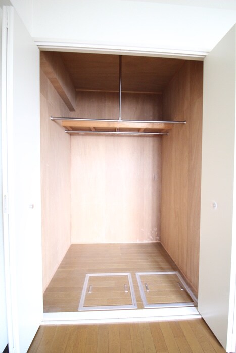 物件内観写真20　(収納)