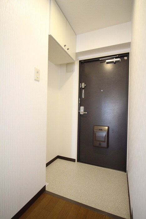 物件内観写真21　(玄関)