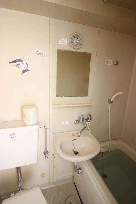 物件内観写真8　(洗面)