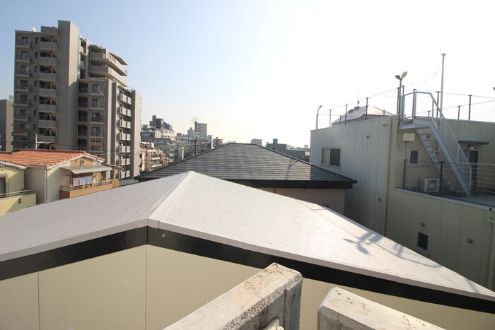 物件内観写真14　(室内からの展望)