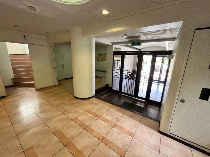 物件外観写真6　(建物設備)