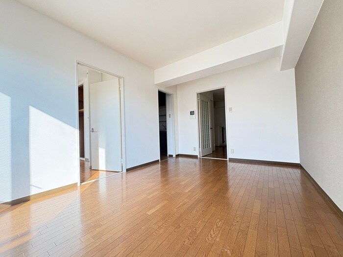 物件内観写真13　(居室)