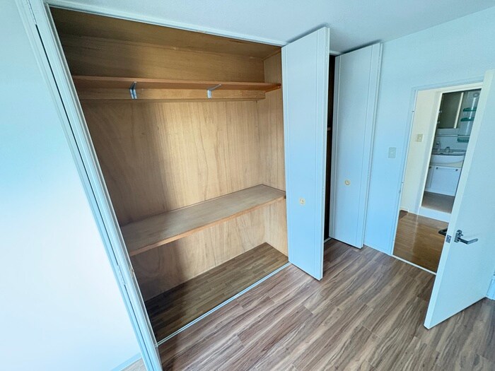 物件内観写真15　(収納)