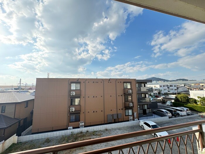 物件内観写真22　(室内からの展望)