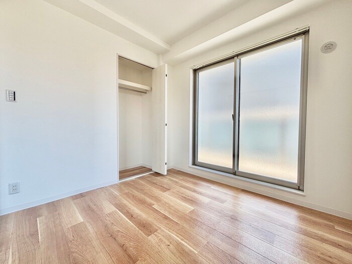 物件内観写真9　(居室)