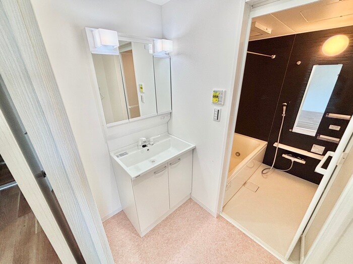 物件内観写真13　(洗面)