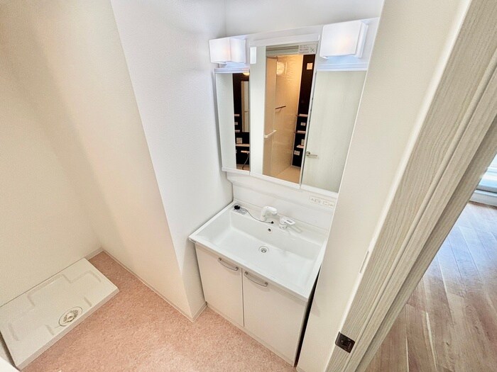 物件内観写真13　(洗面)