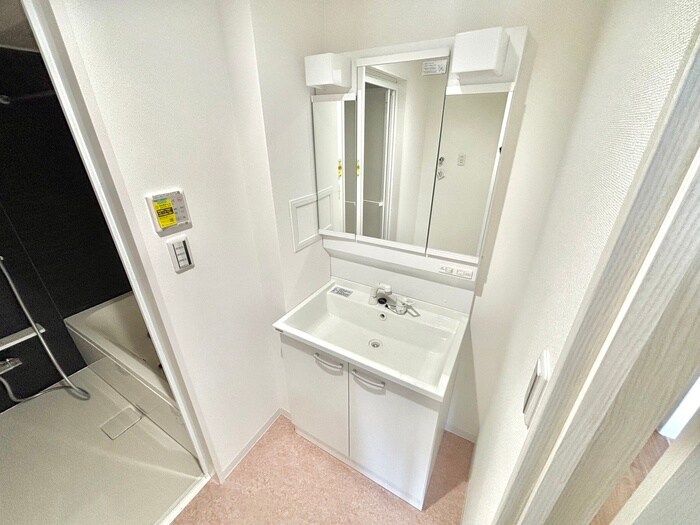物件内観写真13　(洗面)