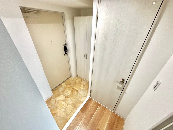 物件内観写真20　(玄関)