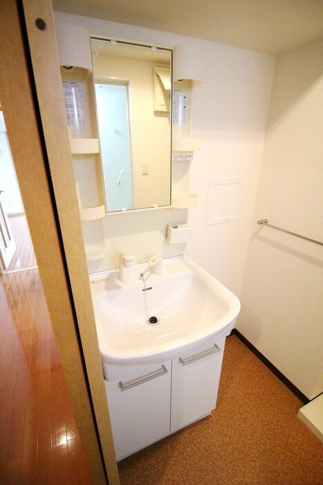 物件内観写真10　(洗面)