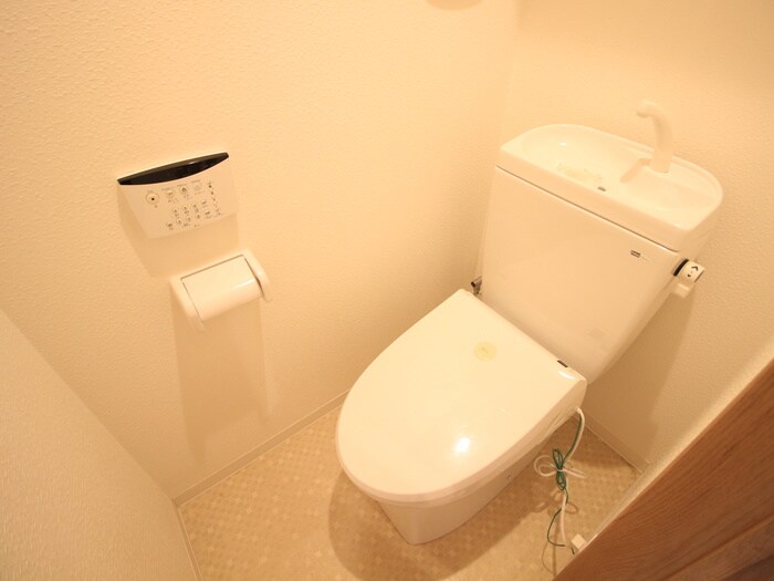 物件内観写真10　(トイレ)