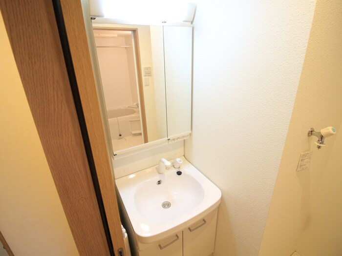 物件内観写真11　(洗面)