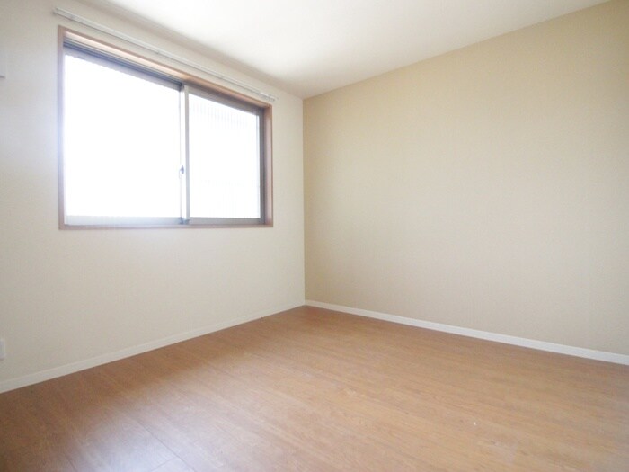 シャ－メゾン菊の居室