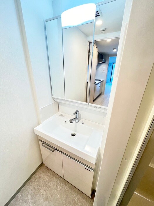 物件内観写真9　(洗面)