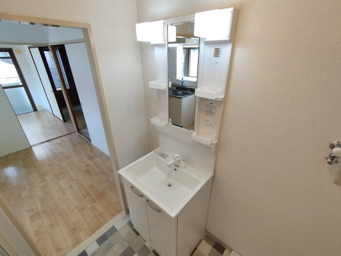 物件内観写真12　(洗面)