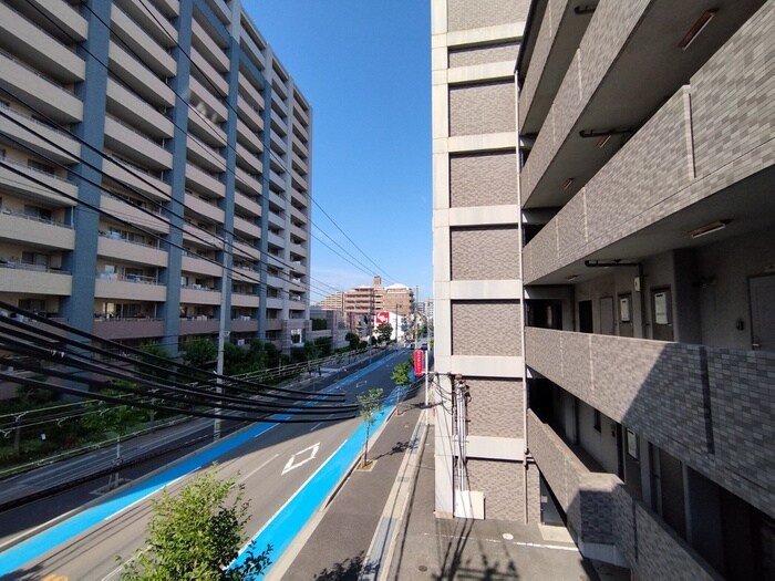 物件内観写真17　(室内からの展望)