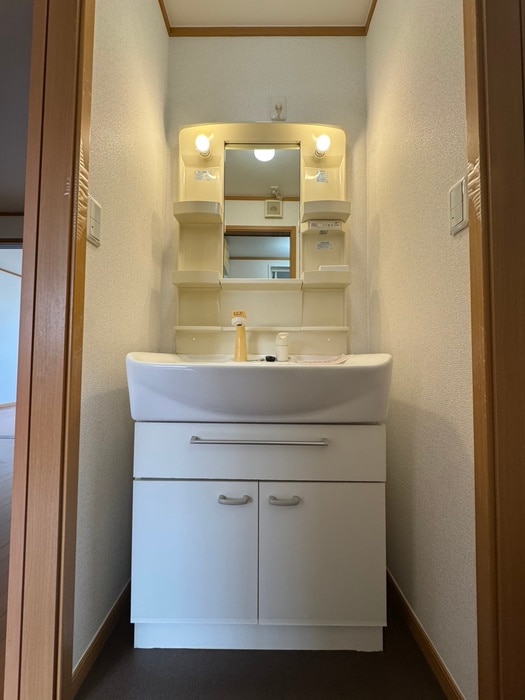 物件内観写真12　(洗面)